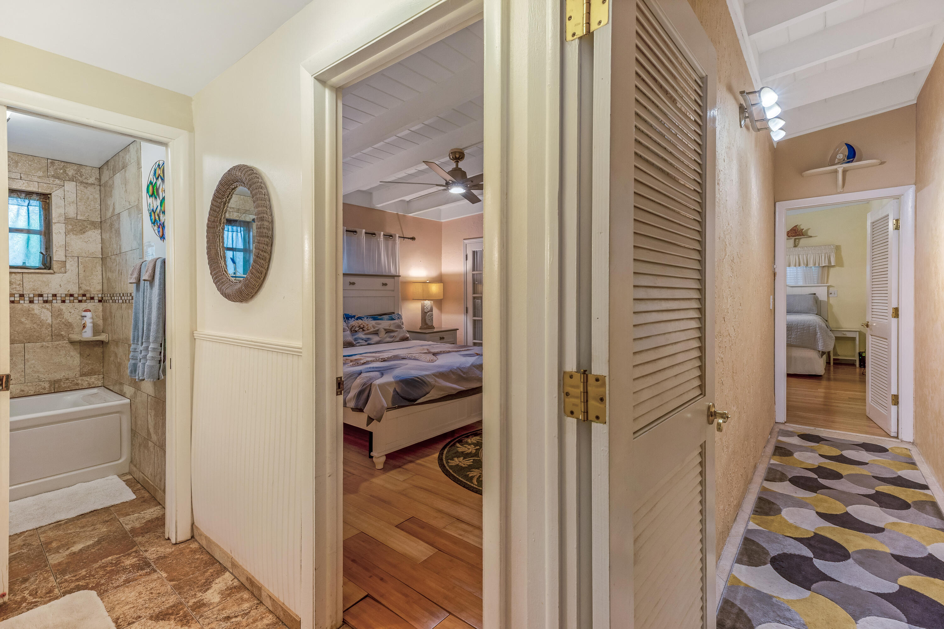 440 11th Street Key Colony Beach, FL 33051 - Photo 38 of 45 3M4A3543