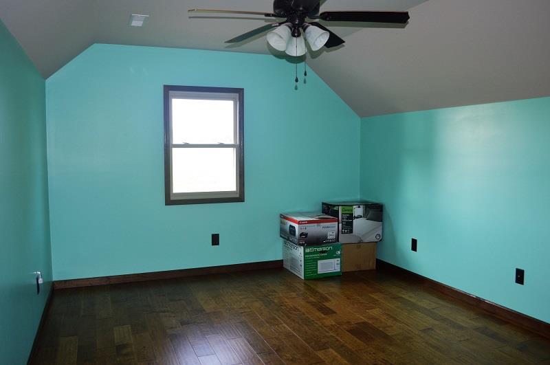 926 Post Oak Road Belvidere, TN 37306 - Photo 21 of 30 The 15x12 bedroom has plenty of room for a large bedroom suite.