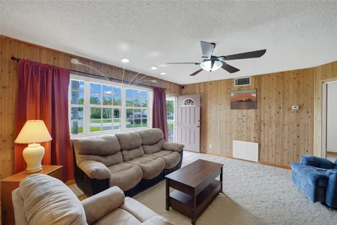 $500,000 | 2011 North 31st Avenue, Hollywood, FL 33021