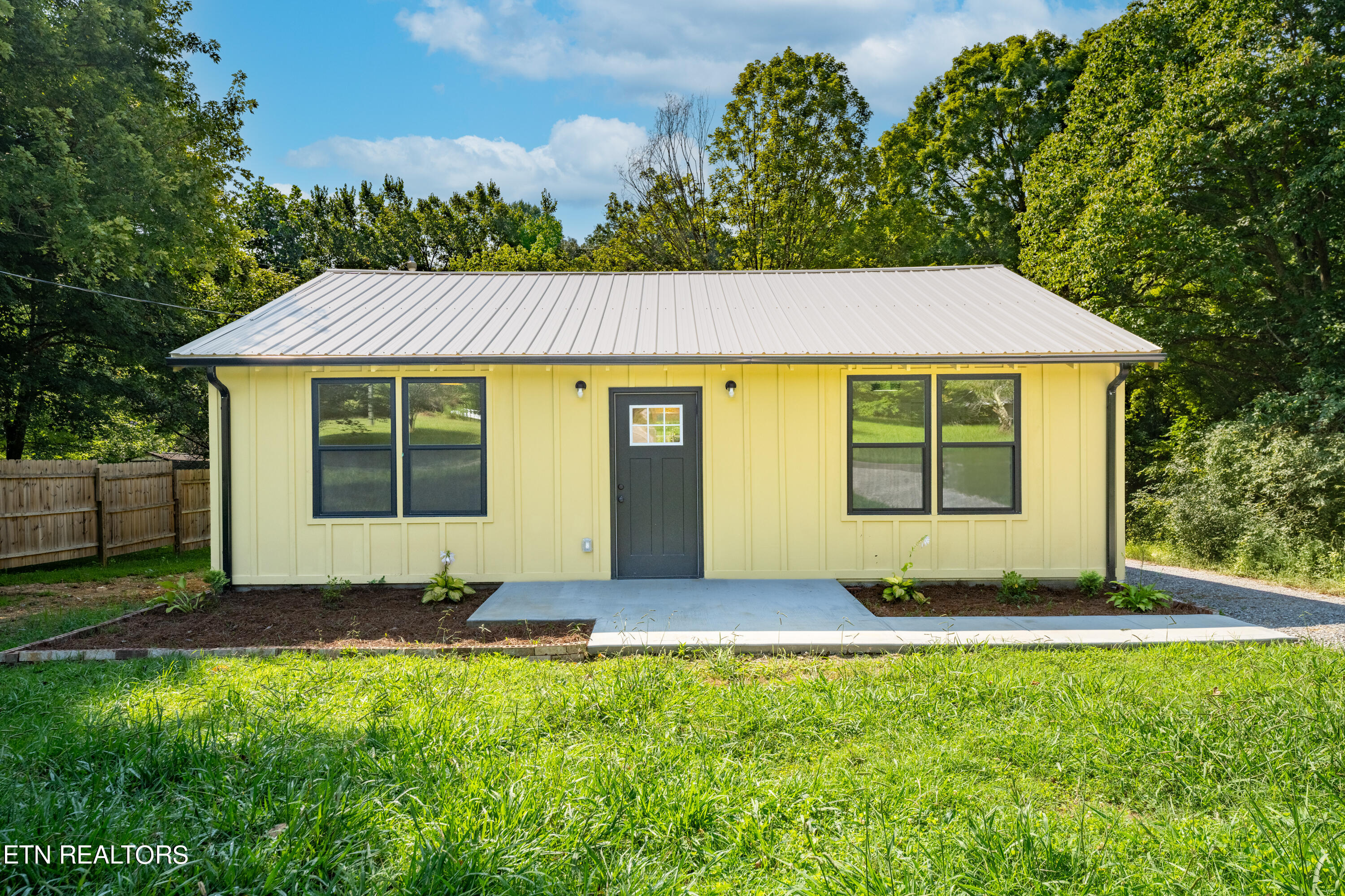 5940 Atkins Road Knoxville, TN 37918 - Photo 1 of 22 1 - Copy - Copy