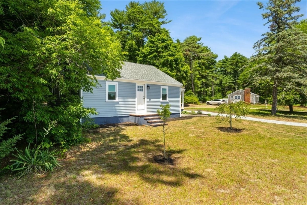 521 Marys Pond Road Rochester, MA 02770 - Photo 23 of 42