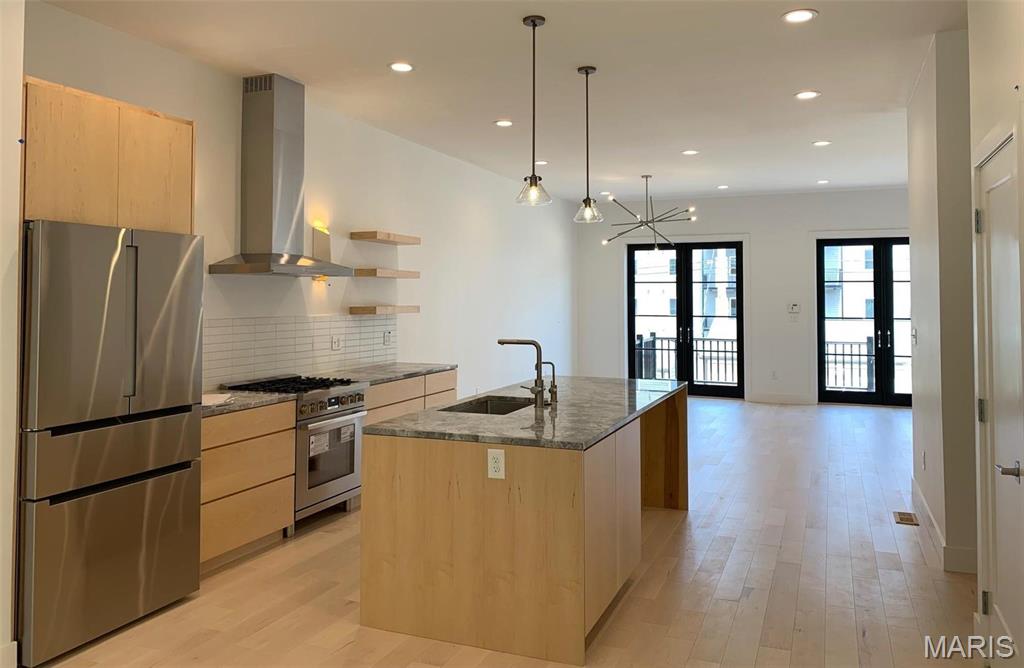 2211 Hickory Street St. Louis, MO 63104 - Photo 9 of 22