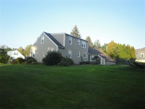 82 Old Farm Road Sturbridge, MA 01566 - Photo 2 of 17 Gallery Image 2