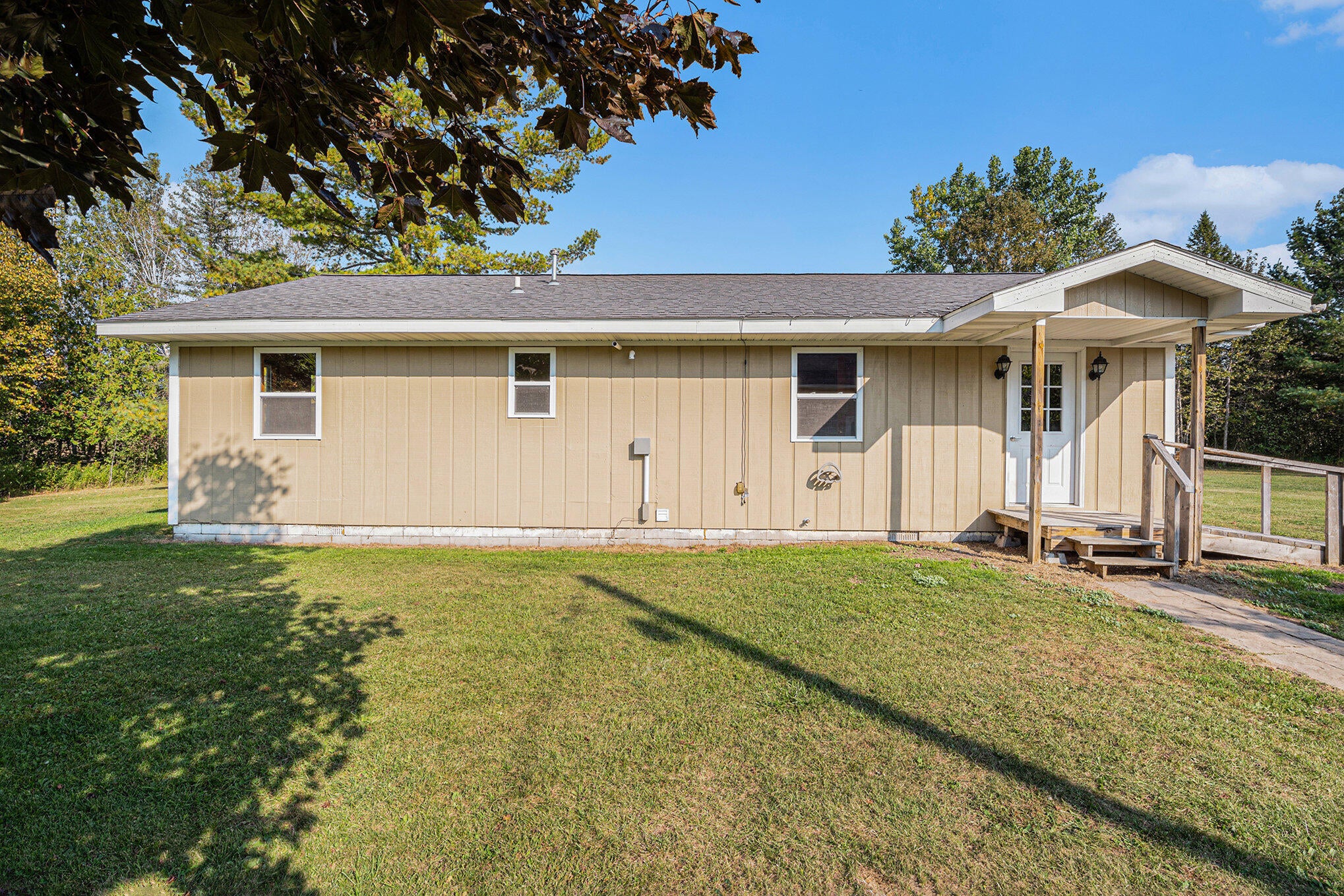13980 Paradise Lake Road Levering, MI 49755 - Photo 12 of 58 Gallery Image 12