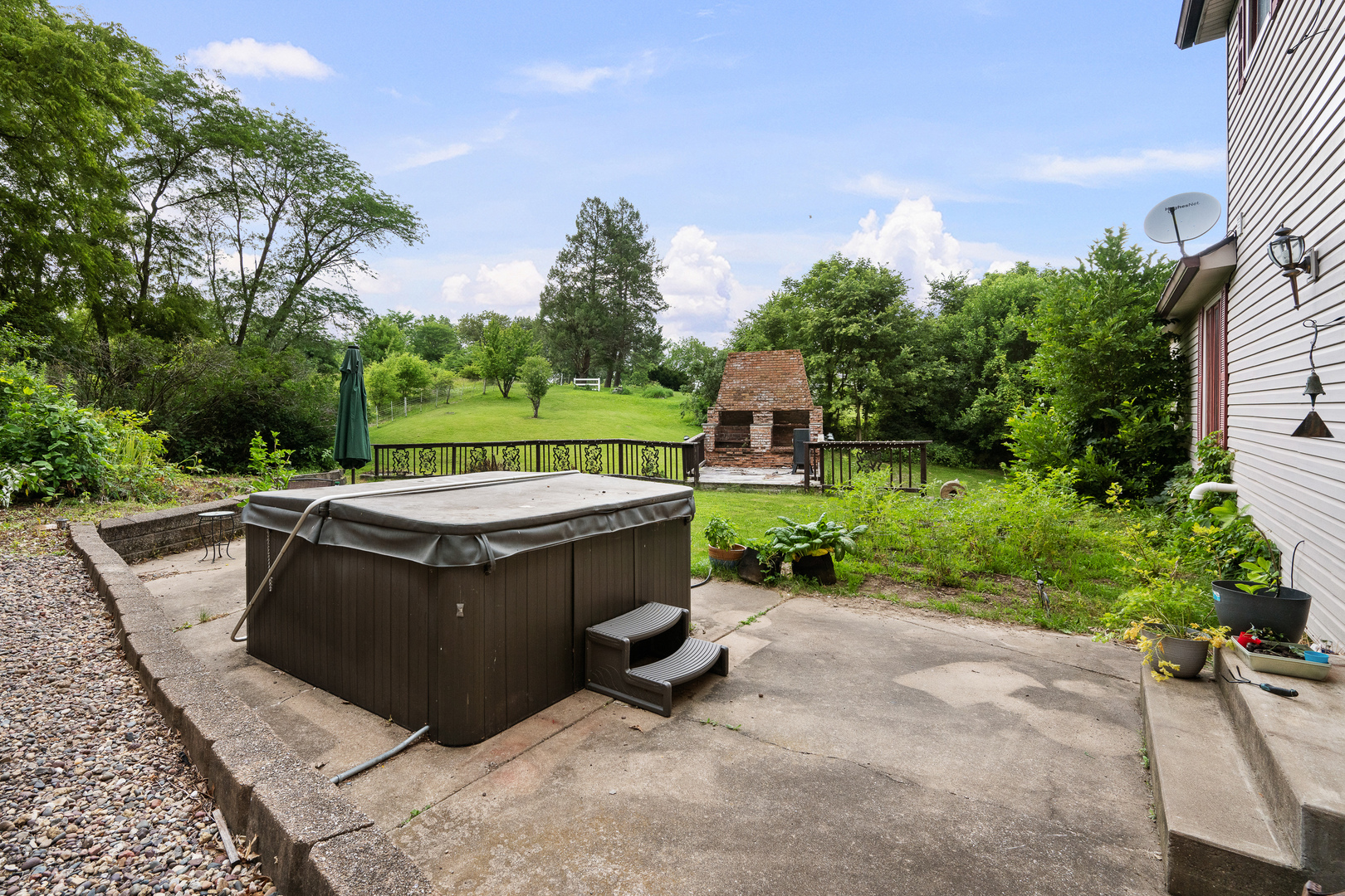 14422 Highway 67 Milan, IL 61264 - Photo 7 of 48