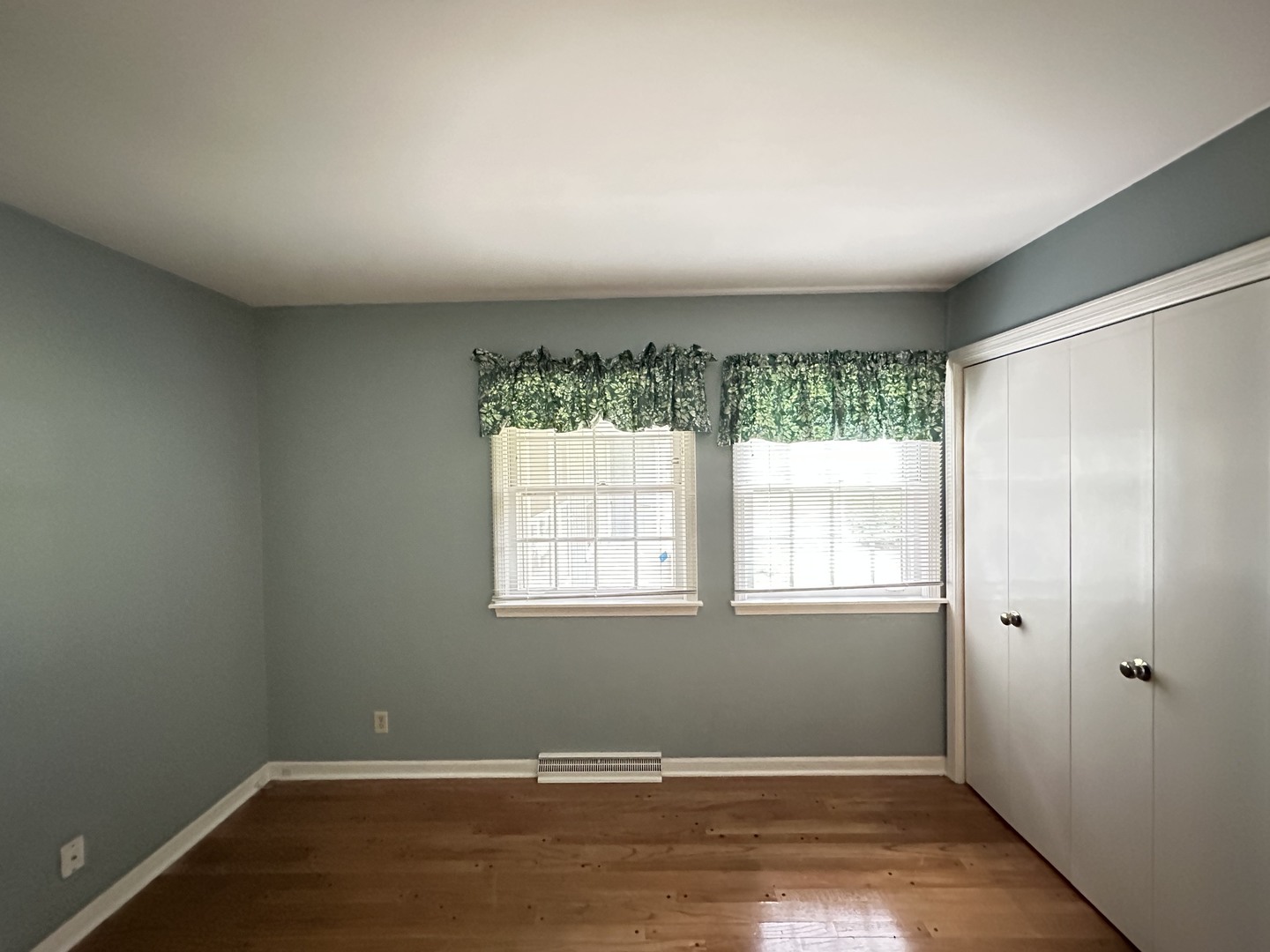 7409 Chesterfield Road Crystal Lake, IL 60012 - Photo 17 of 22