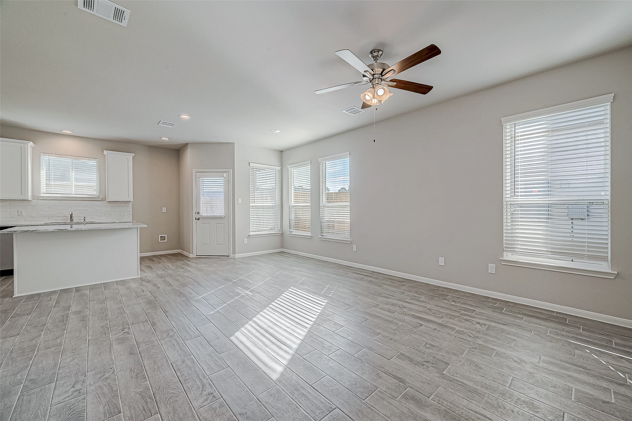20903 Attalos Stoa Road Crosby, TX 77532 - Photo 6 of 32