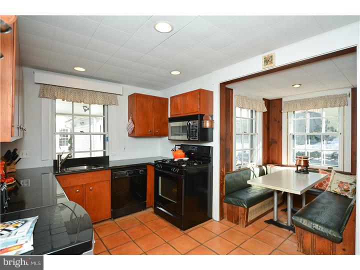601 Brookside Avenue Wayne, PA 19087 - Photo 8 of 25 Kitchen