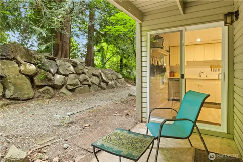 $325,000 | 17518 151st Avenue Southeast, Unit 21, Renton, WA 98058