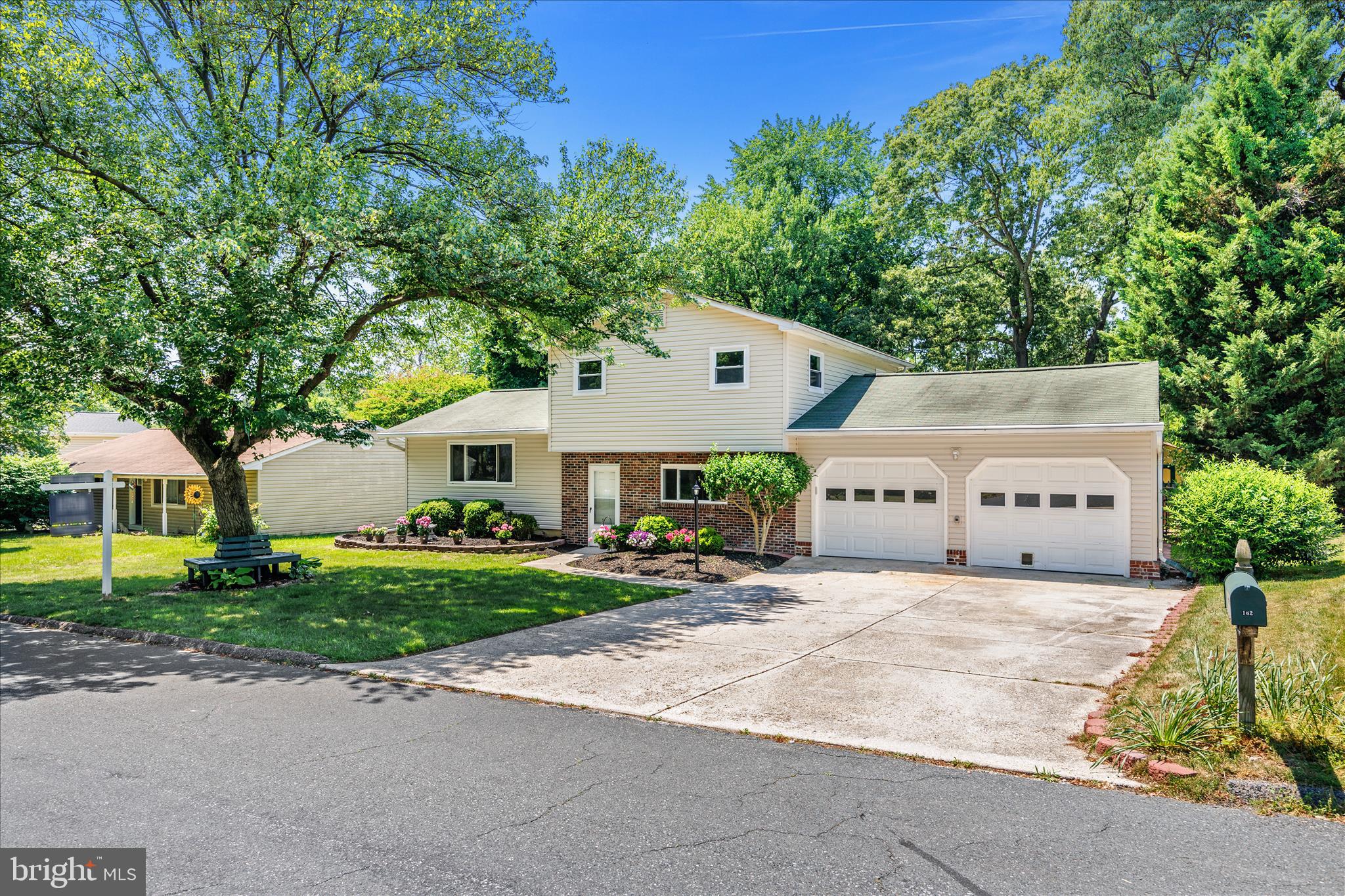 162 Barbara Road Severna Park, MD 21146 - Photo 2 of 48 You will love this house in West Riverdale