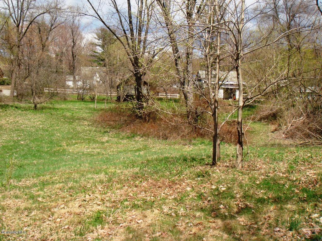 1087 North Hoosac Road Williamstown, MA 01267 - Photo 3 of 10 Property 2