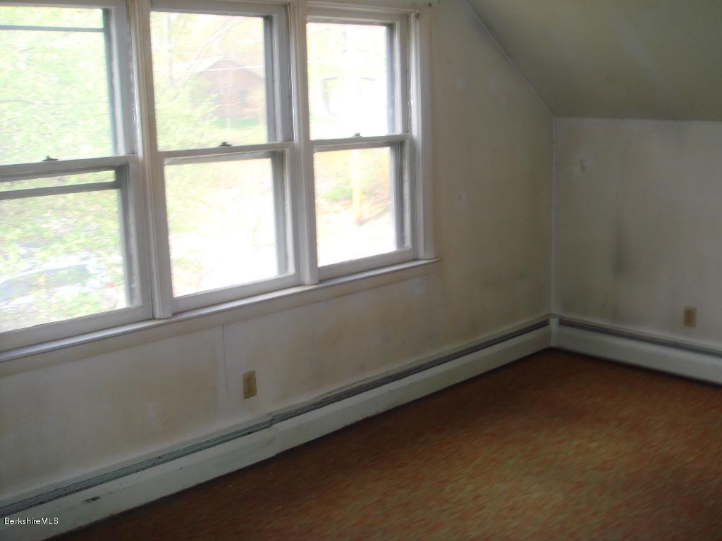 1087 North Hoosac Road Williamstown, MA 01267 - Photo 8 of 10 Bedroom 2