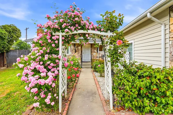 $399,000 | 4337 Bishop Way, Sacramento, CA 95842