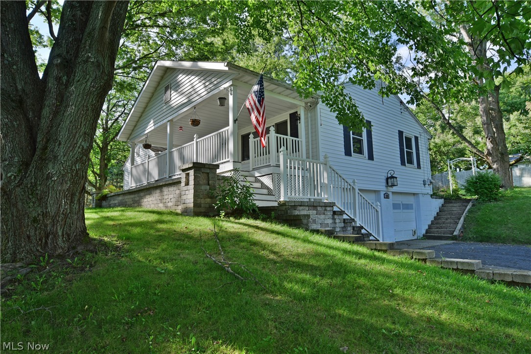 1233 Meadowview Road Kent, OH 44240 - Photo 3 of 35
