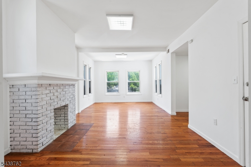 1043 Hunterdon Street, Unit 2 Newark, NJ 07112 - Photo 2 of 21