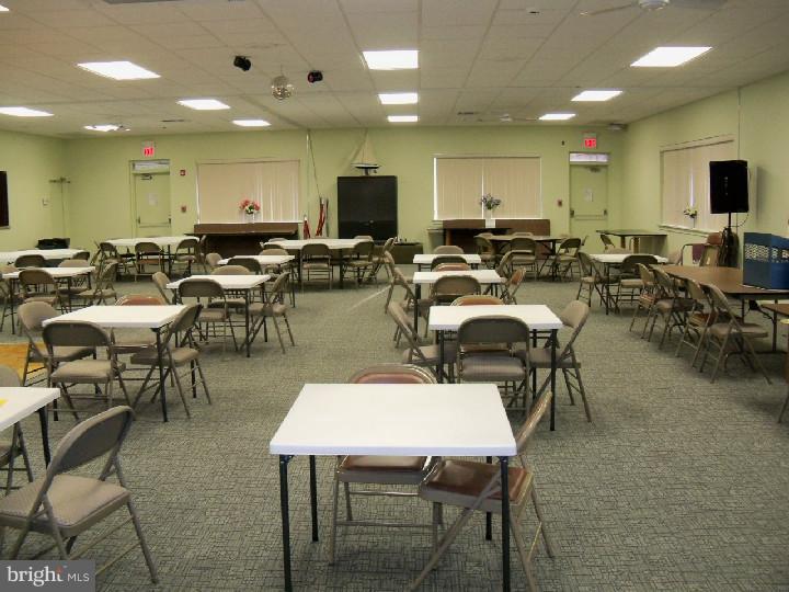6403 Delaire Landing Road, Unit 403 Philadelphia, PA 19114 - Photo 16 of 19 Community Room