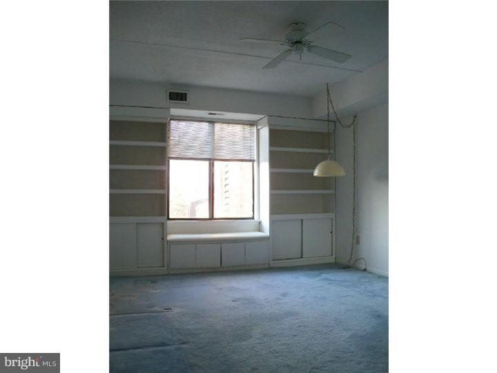 6403 Delaire Landing Road, Unit 403 Philadelphia, PA 19114 - Photo 5 of 19 Bedroom 2