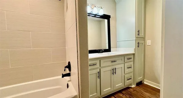 $280,000 | 608 West Miller Avenue, Iowa, LA 70647