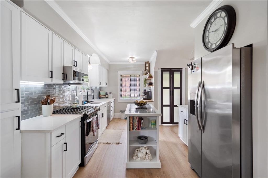 403 Glasgow Road Pittsburgh, PA 15221 - Photo 8 of 50 Gallery Image 8