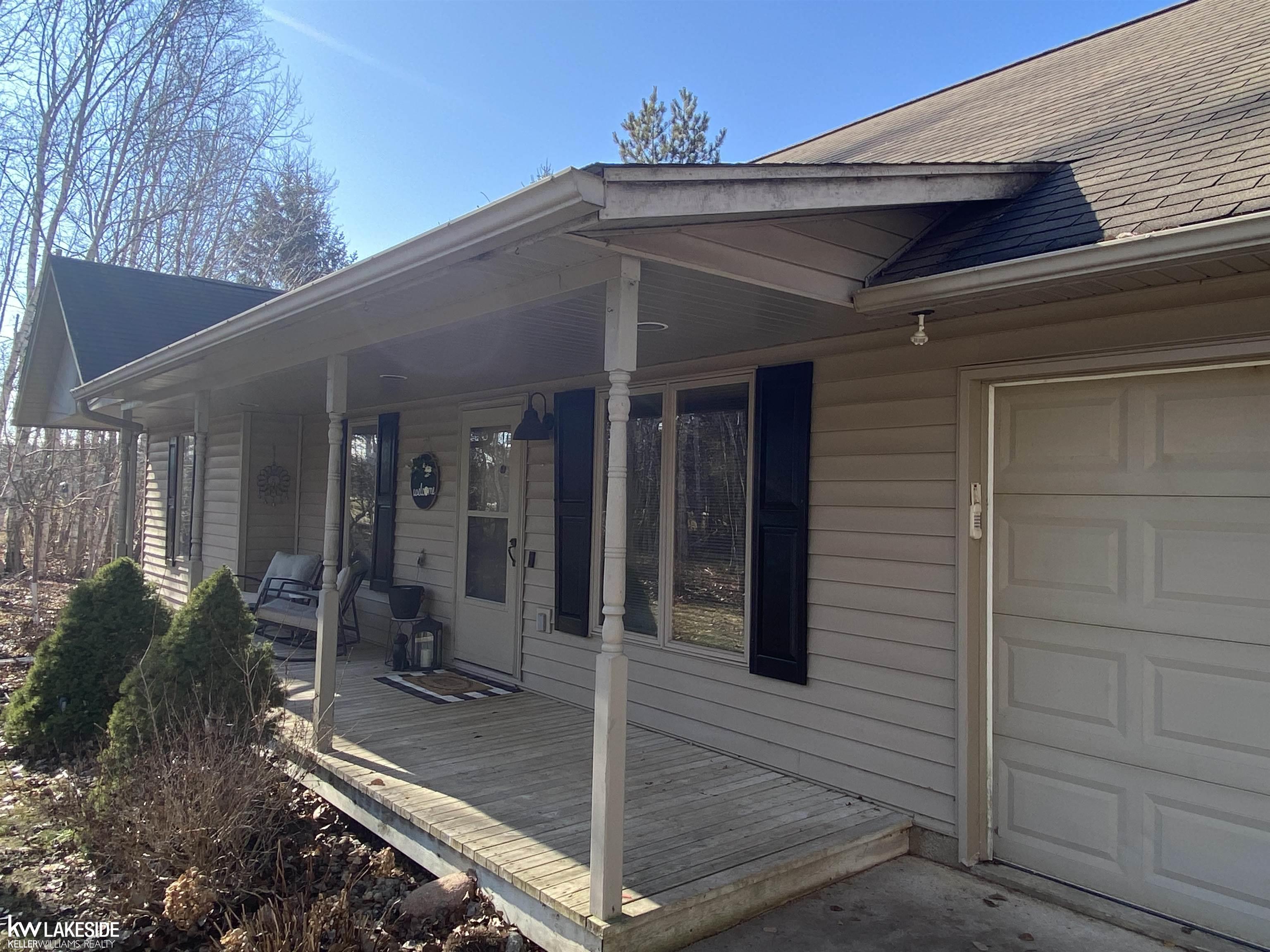 3895 Lackie Road Filion, MI 48432 - Photo 2 of 25