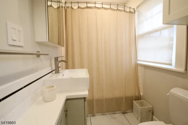 $2,250 | 101 Brookside Avenue, Hawthorne, NJ 07506