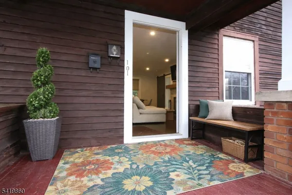 $2,250 | 101 Brookside Avenue, Hawthorne, NJ 07506
