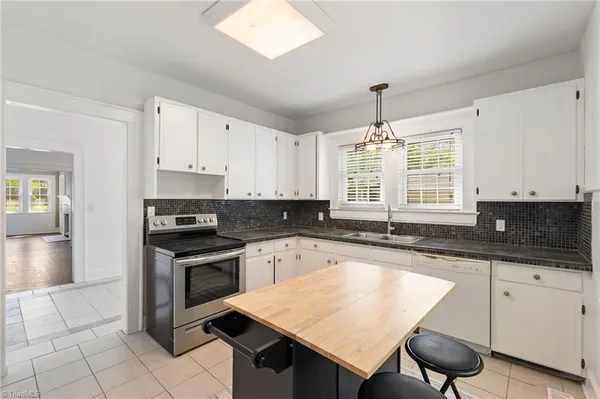 $374,900 | 1007 North Rotary Drive, High Point, NC 27262