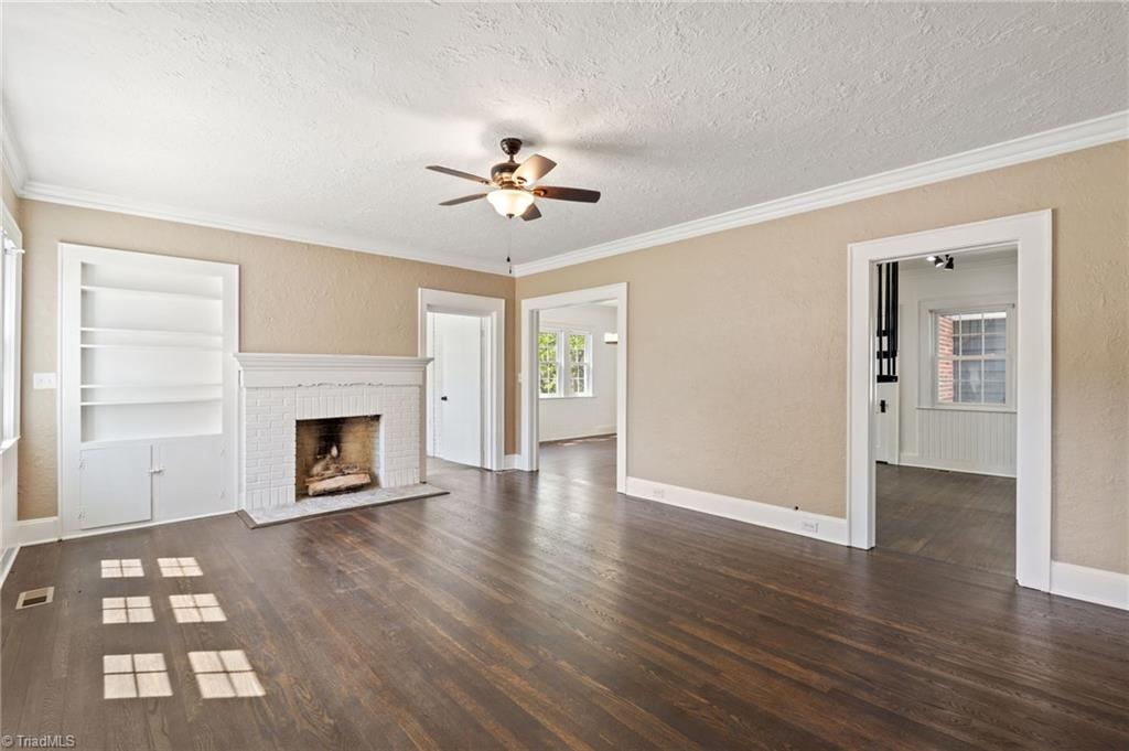 1007 North Rotary Drive High Point, NC 27262 - Photo 6 of 50