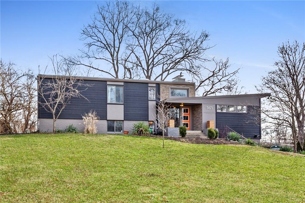 5671 Rolling Ridge Road Indianapolis, IN 46220 - Photo 1 of 33 Gallery Image 1