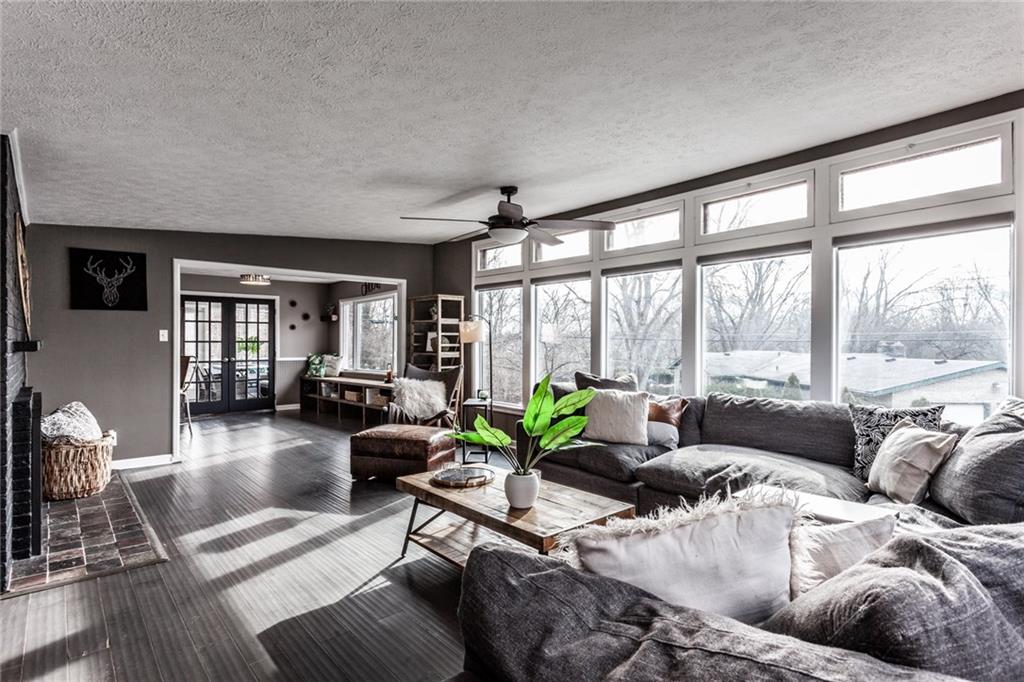 5671 Rolling Ridge Road Indianapolis, IN 46220 - Photo 3 of 33 Gallery Image 3