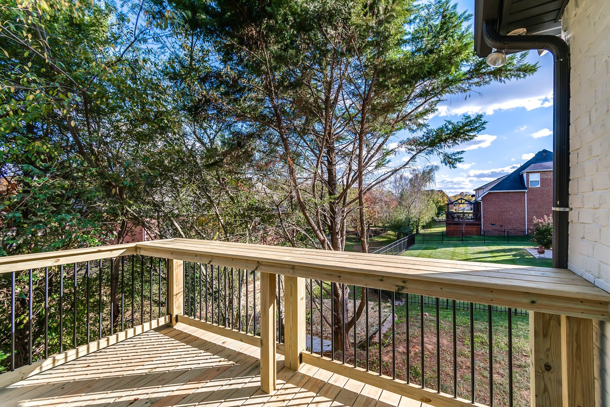 5126 Reagan Drive Murfreesboro, TN 37129 - Photo 18 of 20 a view of a street from a balcony