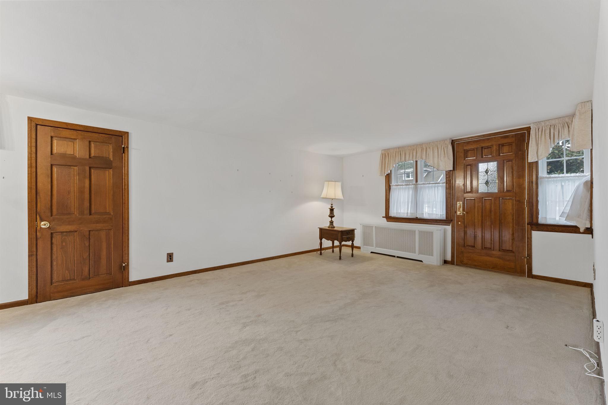 729 Garden Road Glenside, PA 19038 - Photo 4 of 24 Gallery Image 4