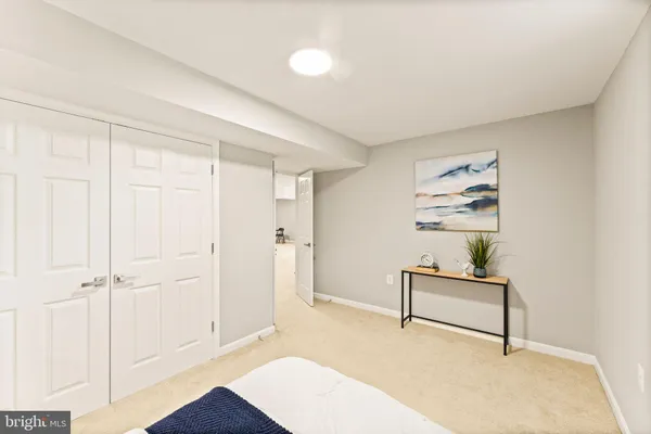 $5,500 | 243 Mindy Court Southeast, Leesburg, VA 20175