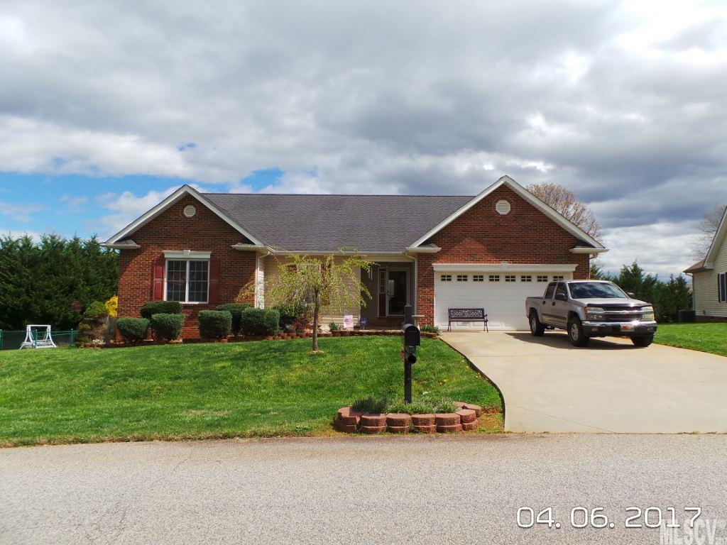 1815 Piper's Ridge Circle Northwest Conover, NC 28613 - Photo 1 of 25 Gallery Image 1