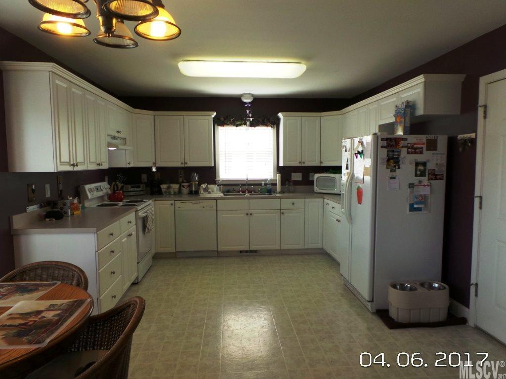 1815 Piper's Ridge Circle Northwest Conover, NC 28613 - Photo 22 of 25 Gallery Image 22