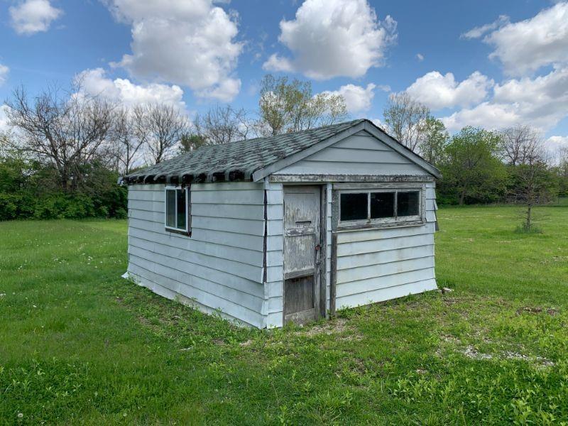 7704 East Devonshire Road Muncie, IN 47302 - Photo 25 of 29