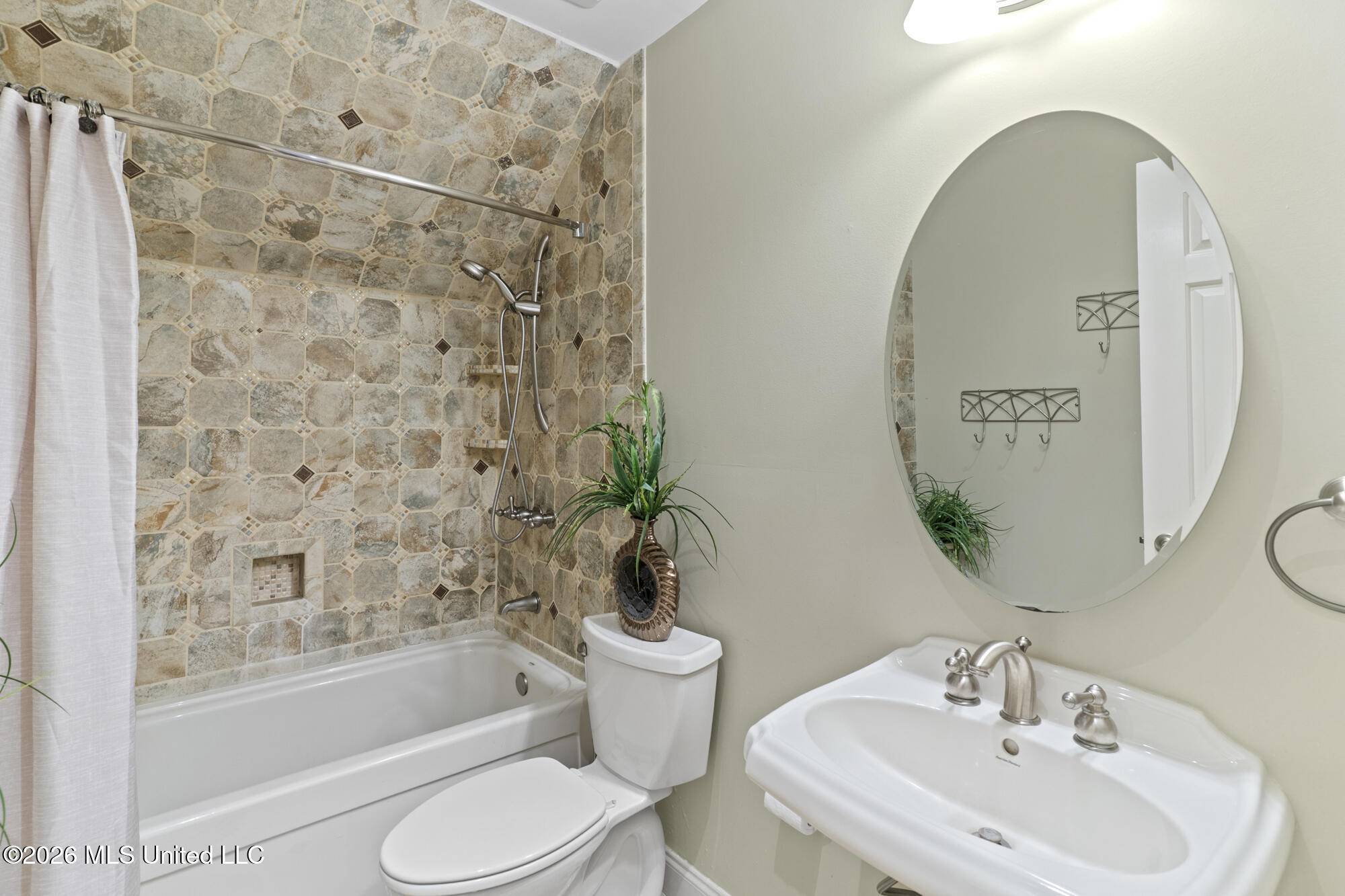 3111 Prince George Road Hattiesburg, MS 39402 - Photo 35 of 60 35_ghubphoto_040