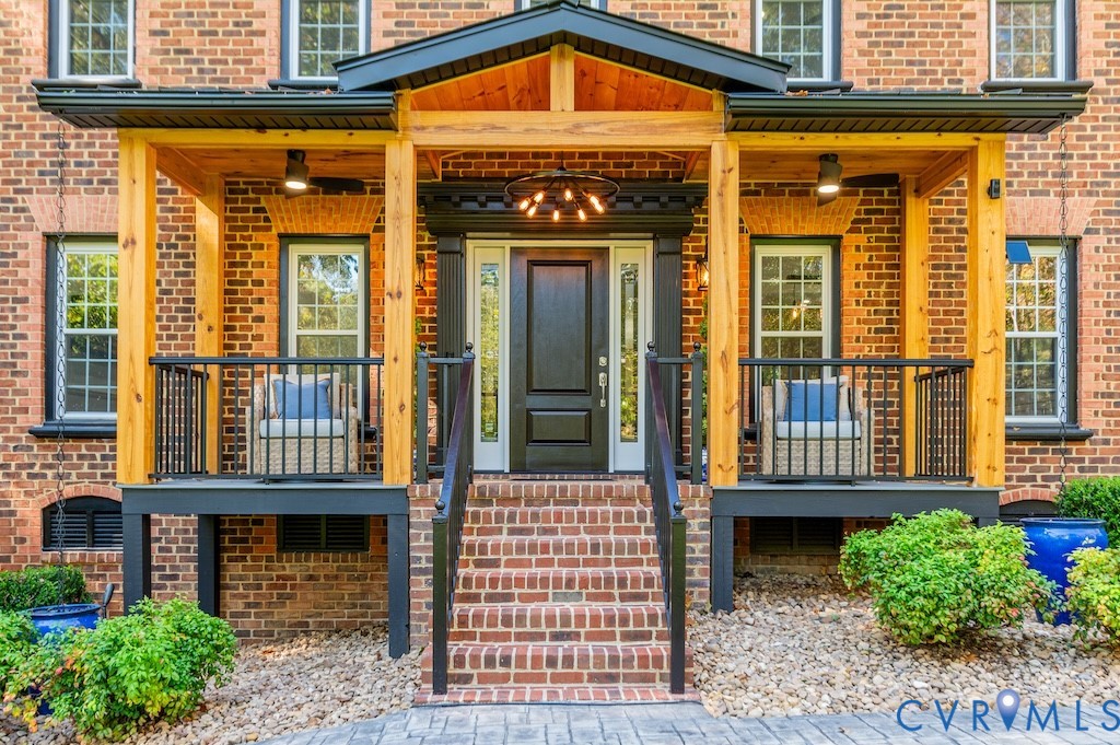 11802 Glendevon Road Chesterfield, VA 23838 - Photo 6 of 47 front view of a building