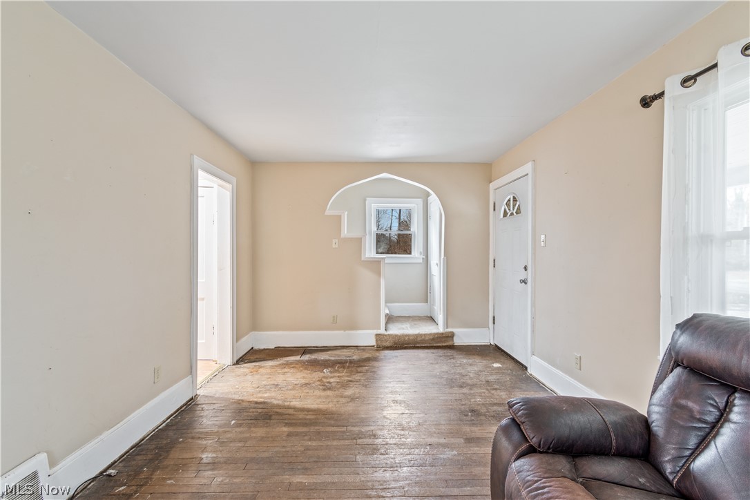 3586 Stimson Road Barberton, OH 44203 - Photo 5 of 31 Gallery Image 5