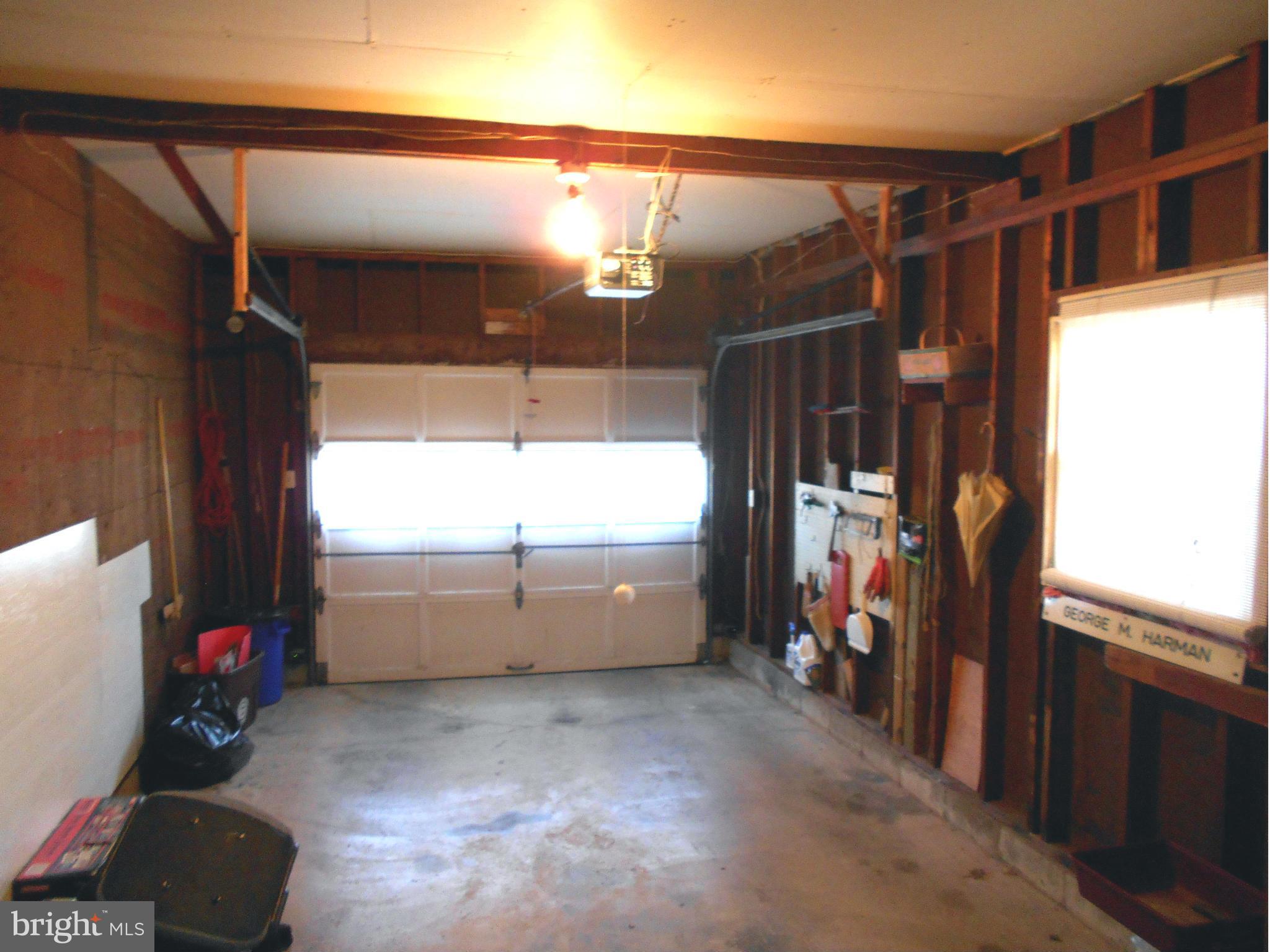 203 Carroll Heights Road Taneytown, MD 21787 - Photo 17 of 19 GARAGE