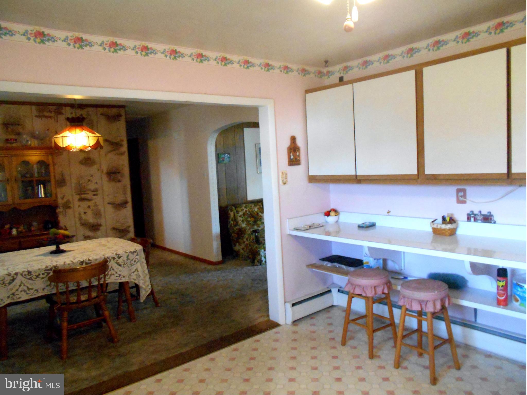 203 Carroll Heights Road Taneytown, MD 21787 - Photo 6 of 19 Interior (General)