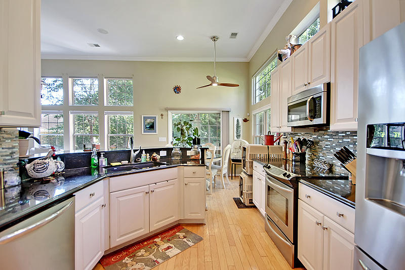 112 Marsh Pointe Road Summerville, SC 29485 - Photo 14 of 39 IMG_8445_IMG_8450-copy