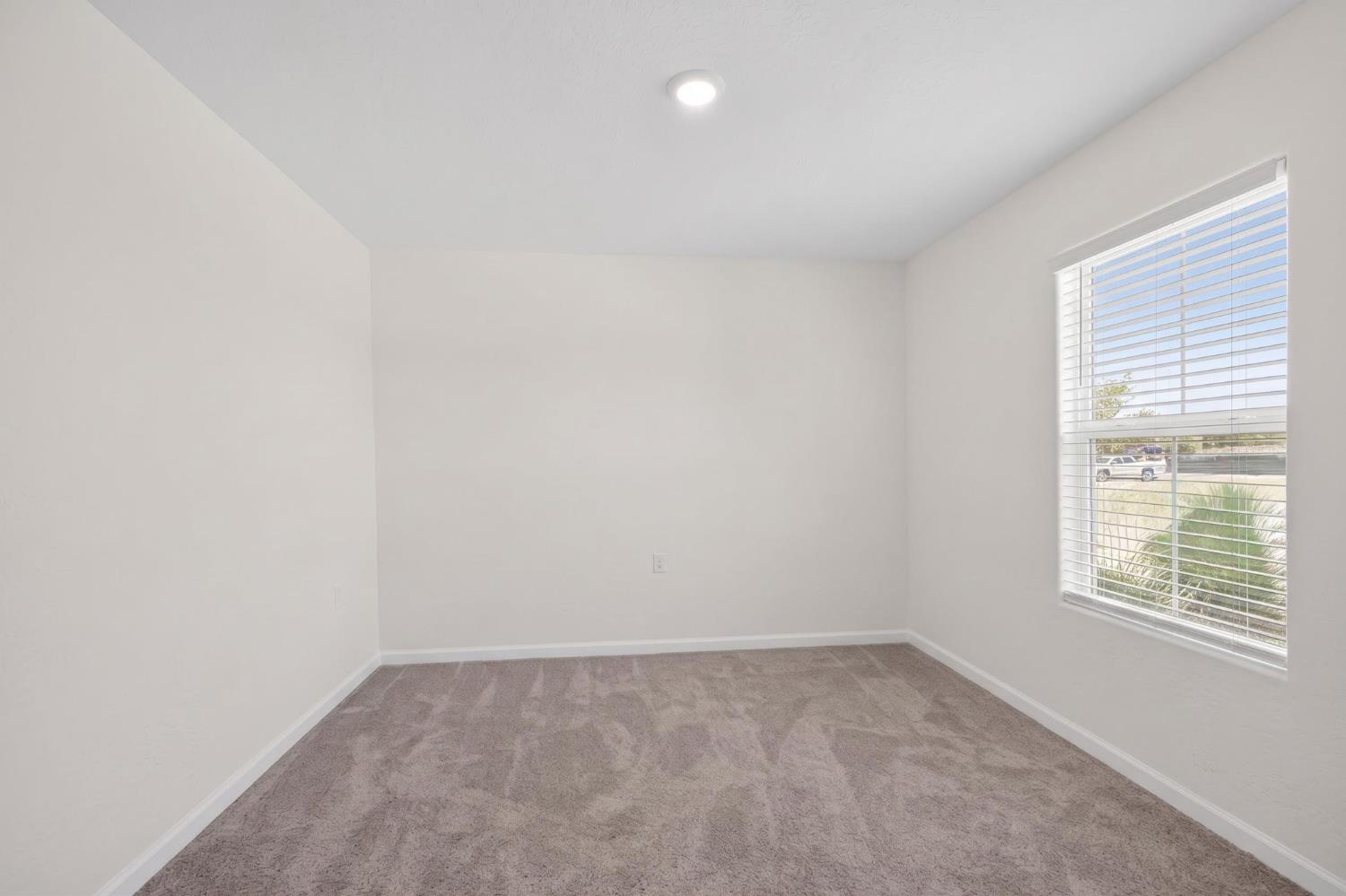 627 Elizabeth Court Merced, CA 95341 - Photo 15 of 18