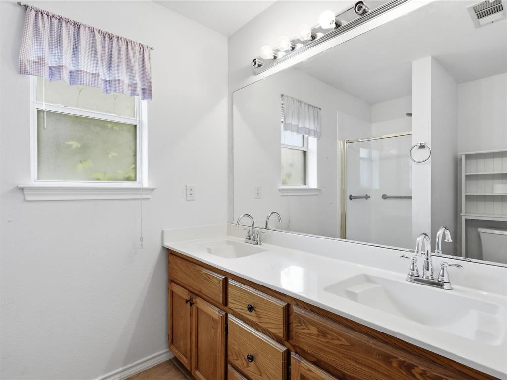 2312 Park Row Drive McKinney, TX 75072 - Photo 12 of 19