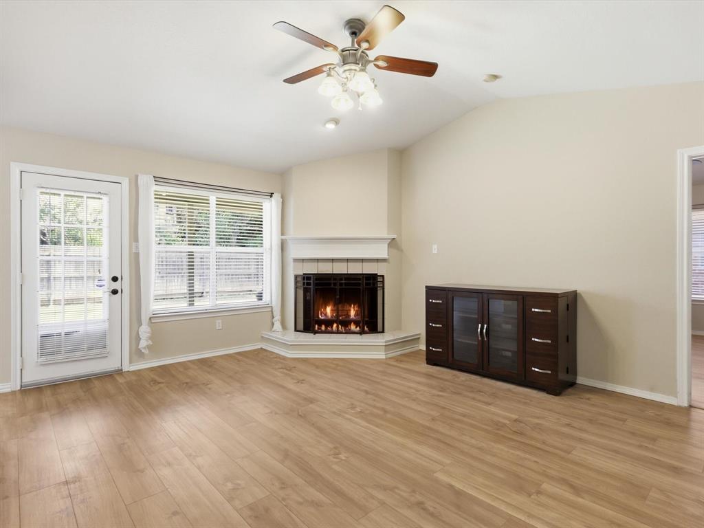 2312 Park Row Drive McKinney, TX 75072 - Photo 8 of 19