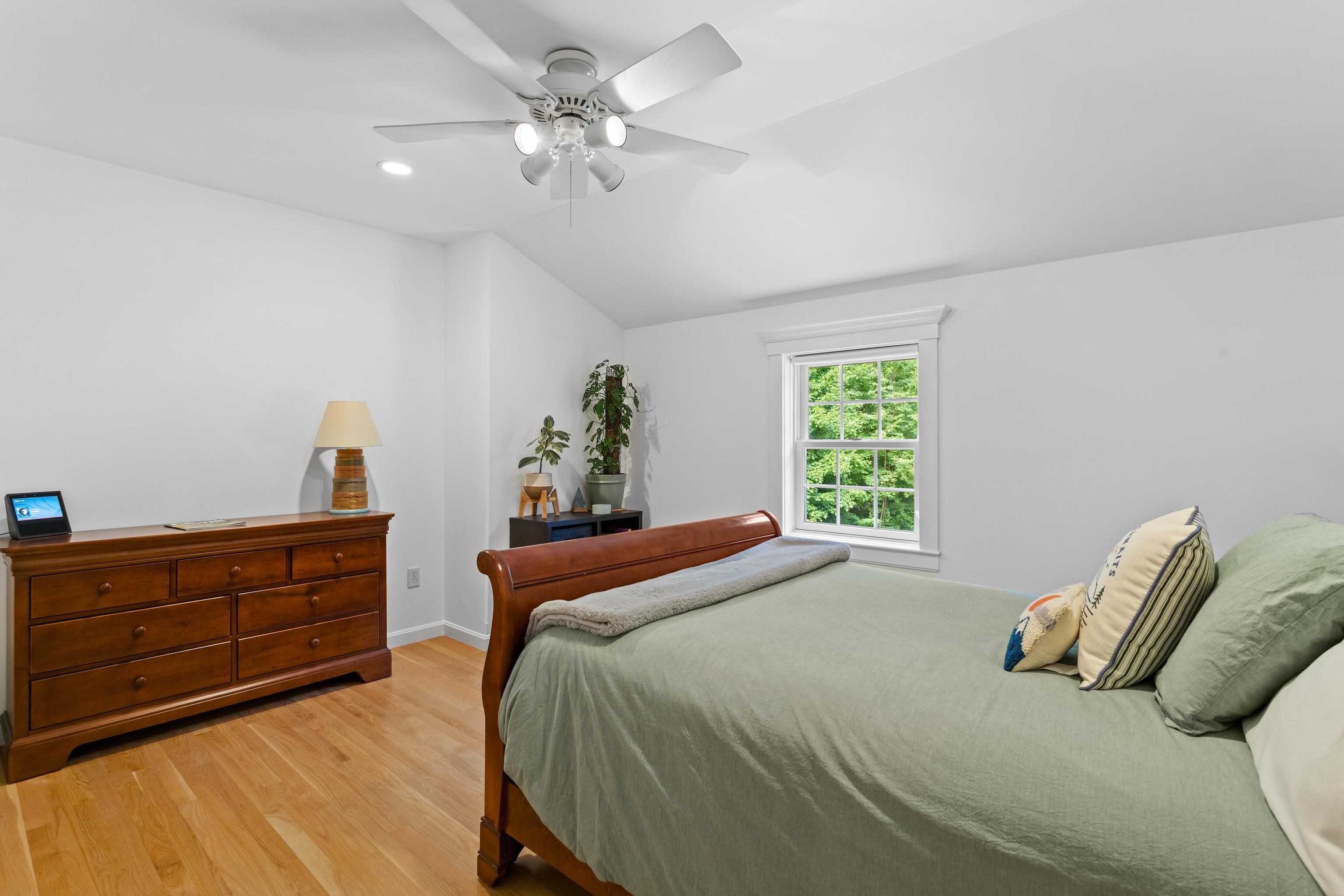 56 Riverdale Road New Boston, NH 03070 - Photo 23 of 40