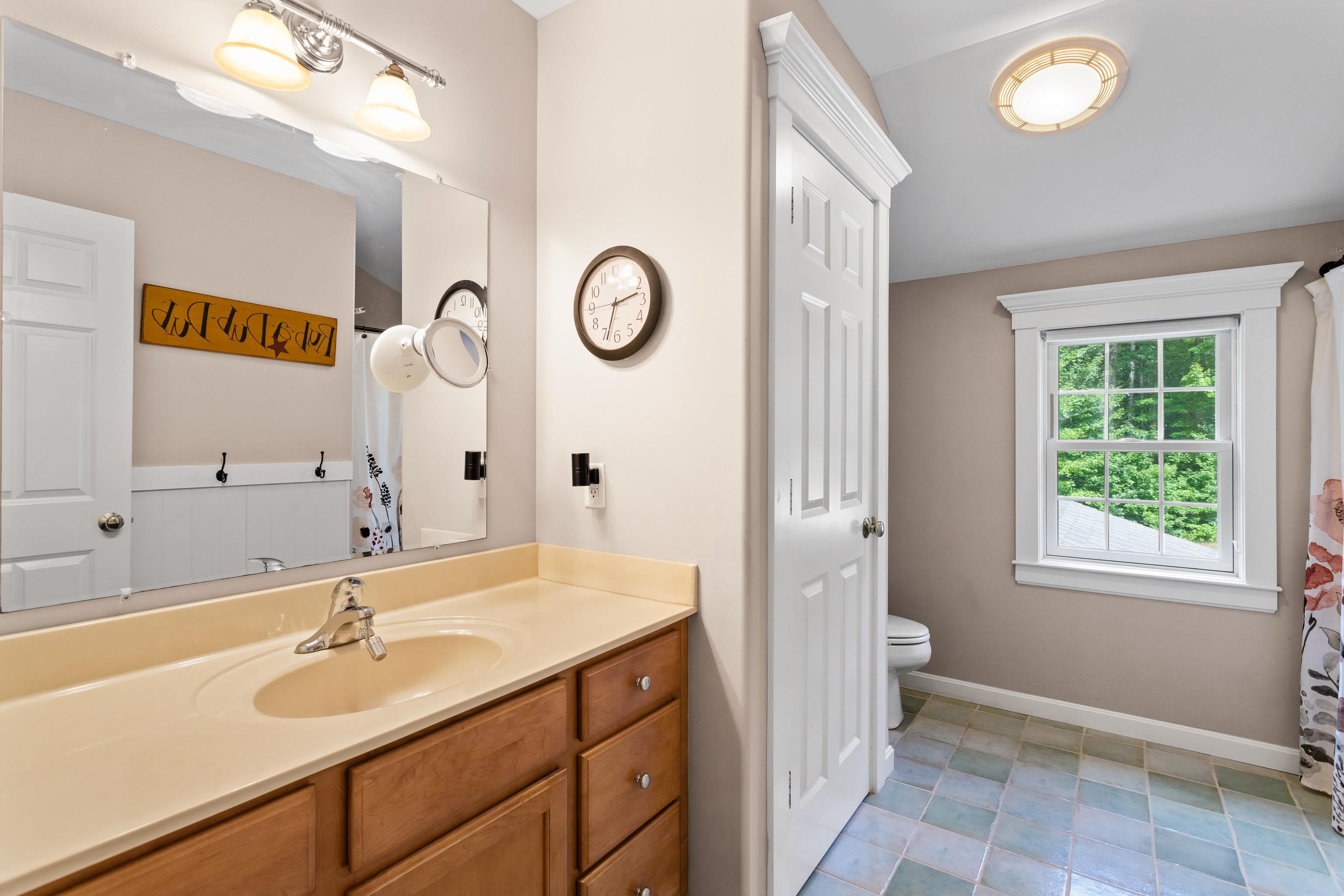 56 Riverdale Road New Boston, NH 03070 - Photo 25 of 40