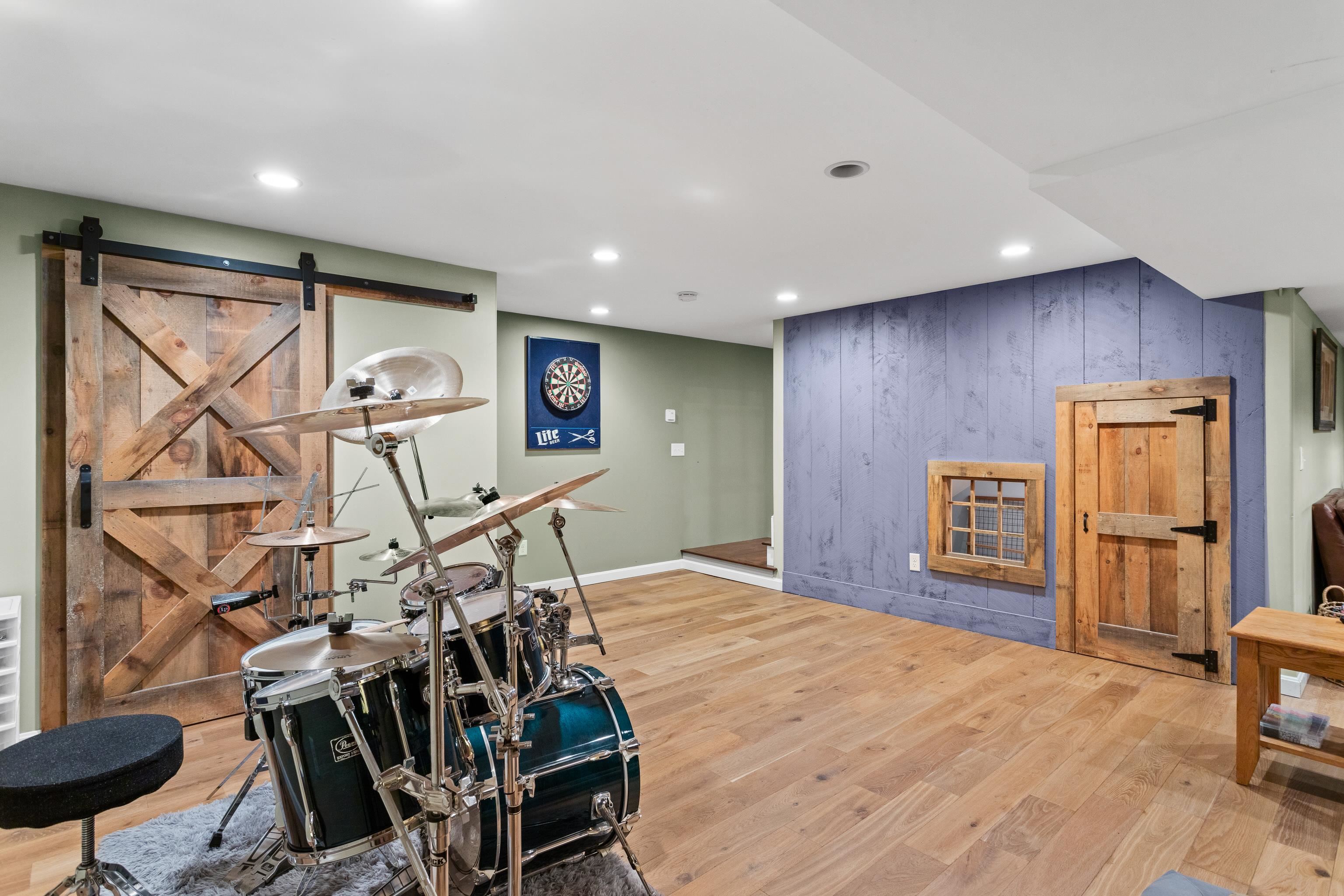 56 Riverdale Road New Boston, NH 03070 - Photo 31 of 40
