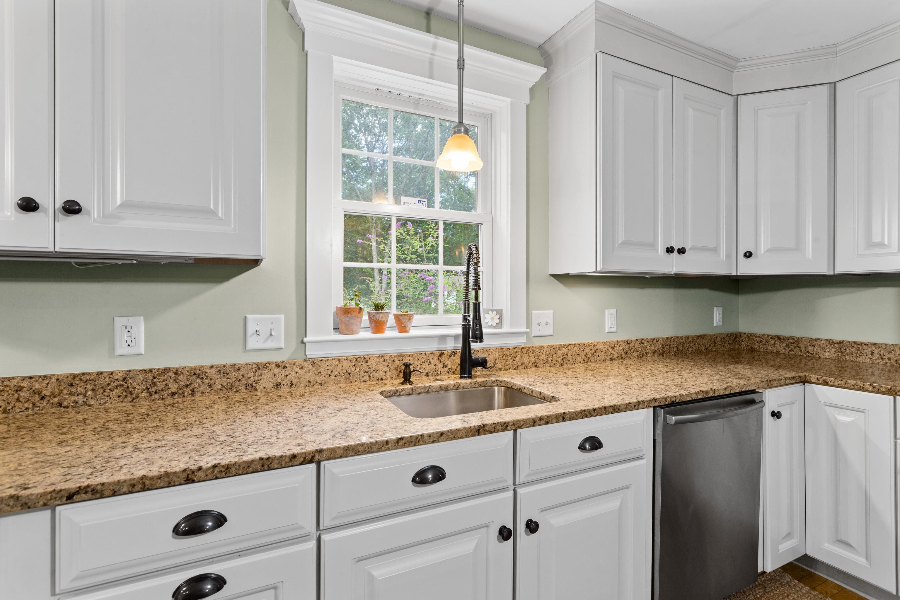 56 Riverdale Road New Boston, NH 03070 - Photo 6 of 40