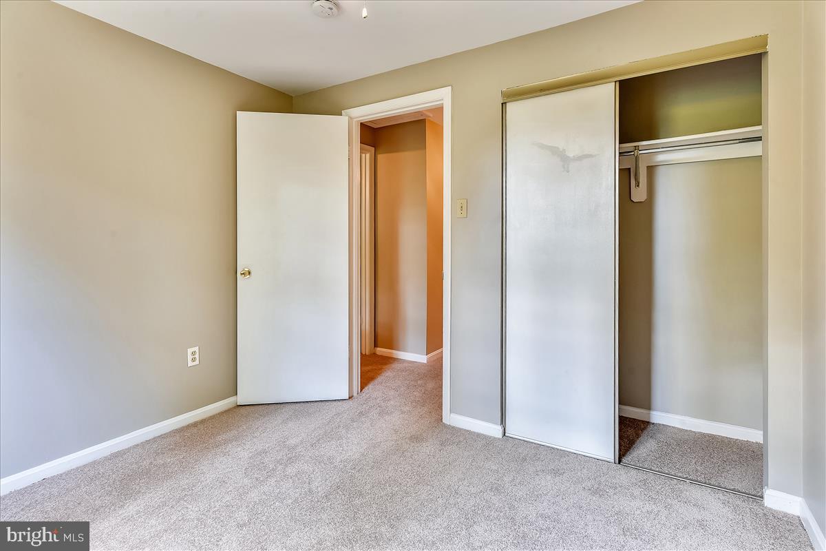15029 Travert Way Silver Spring, MD 20906 - Photo 26 of 37 Third bedroom